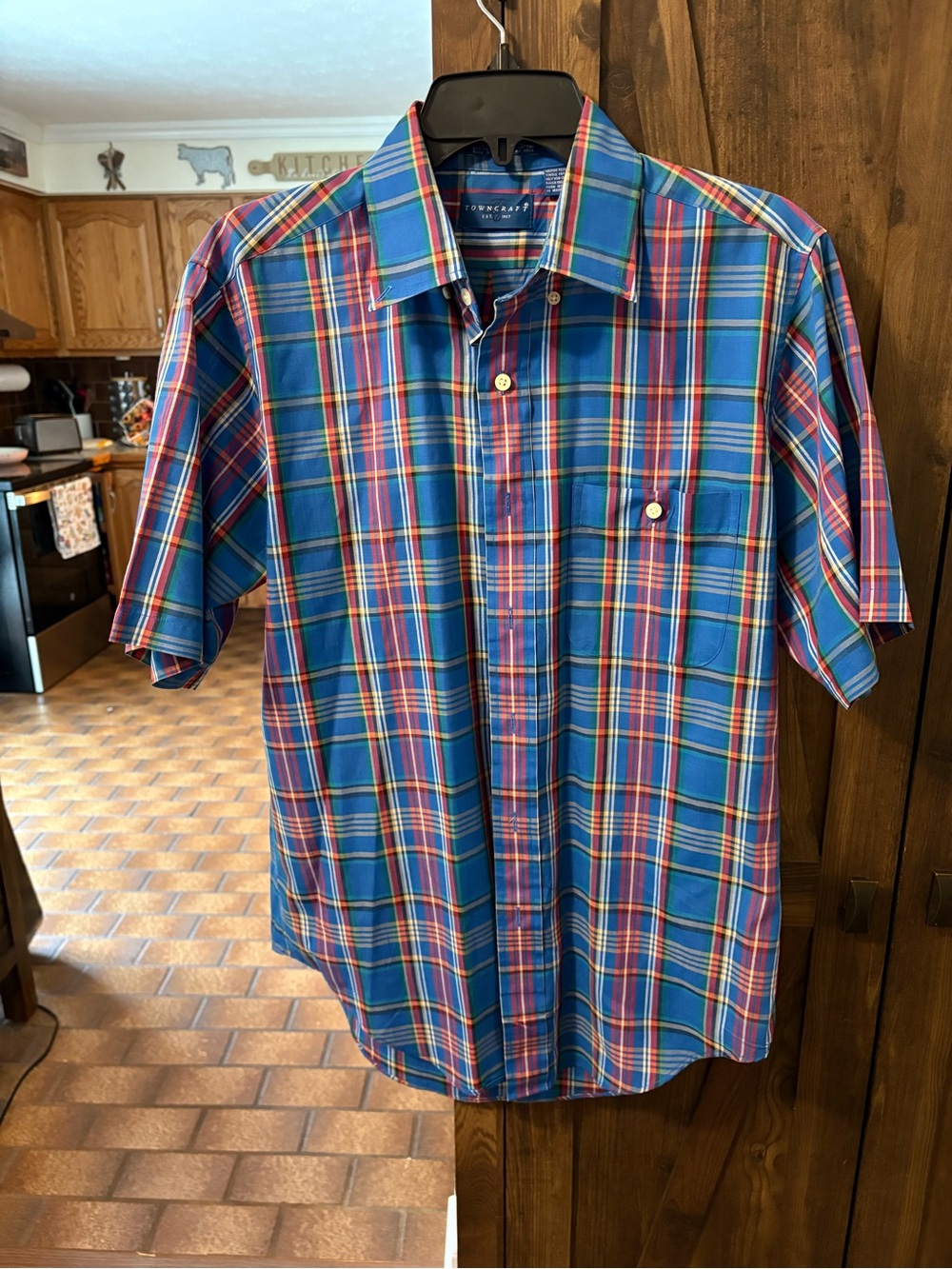 Men’s Blue Plaid Short-Sleeve Button-Up Shirt